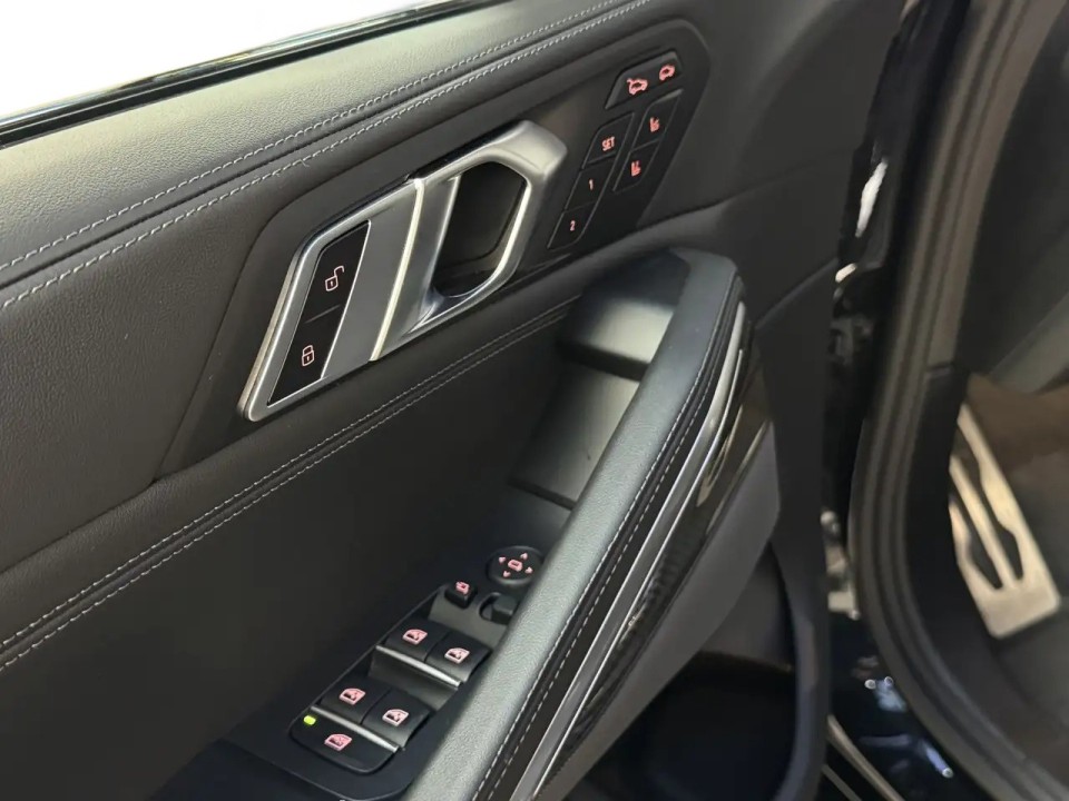 BMW X6 M Competition - foto 30