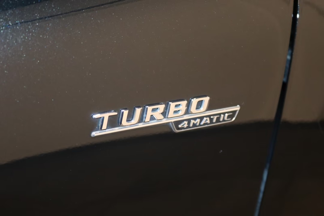 Mercedes-Benz GLA AMG 35 4MATIC - foto 21