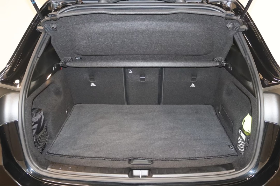 Mercedes-Benz GLA AMG 35 4MATIC - foto 24