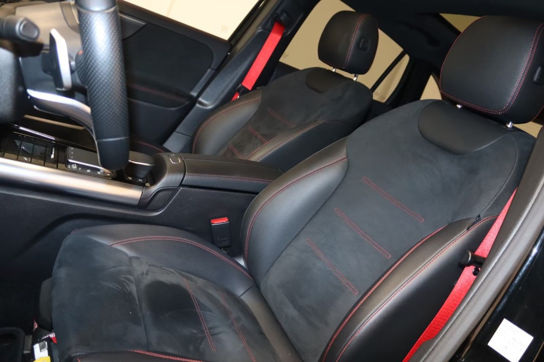 Mercedes-Benz GLA AMG 35 4MATIC - foto 9