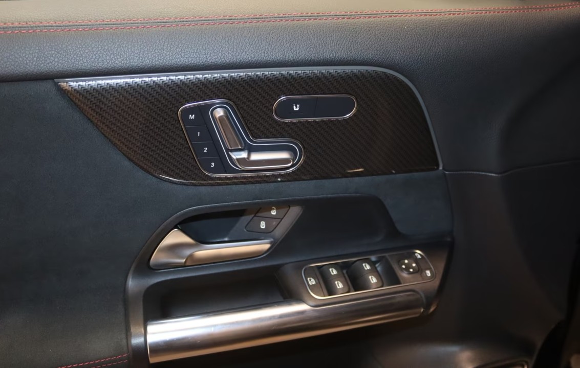 Mercedes-Benz GLA AMG 35 4MATIC - foto 20