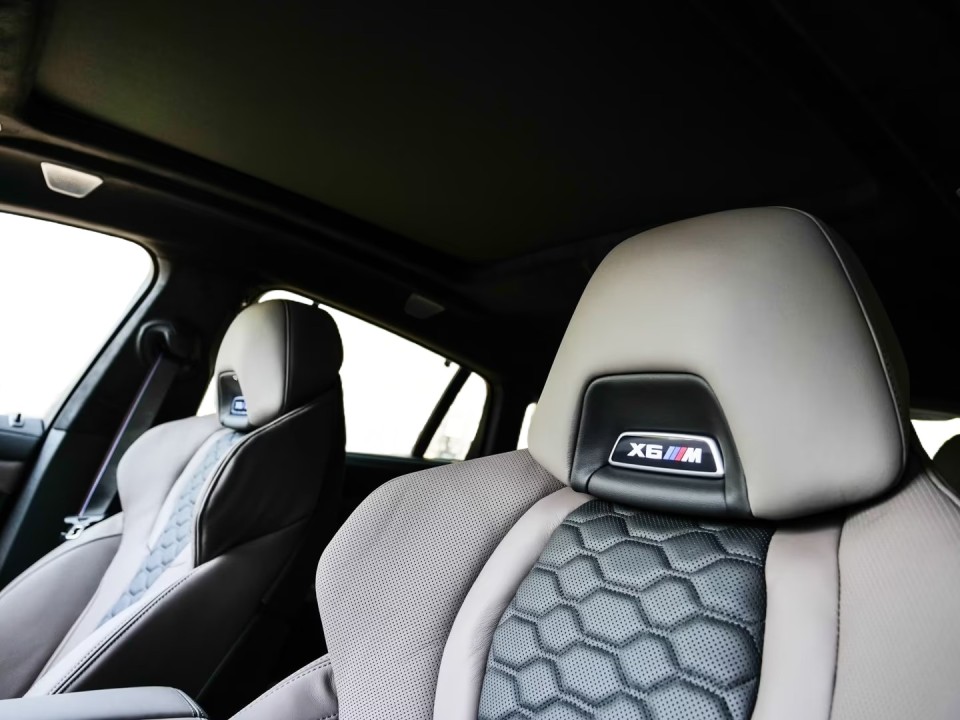 BMW X6 M Competition - foto 20