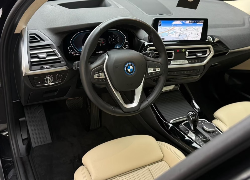BMW X3 xDrive30e - foto 21