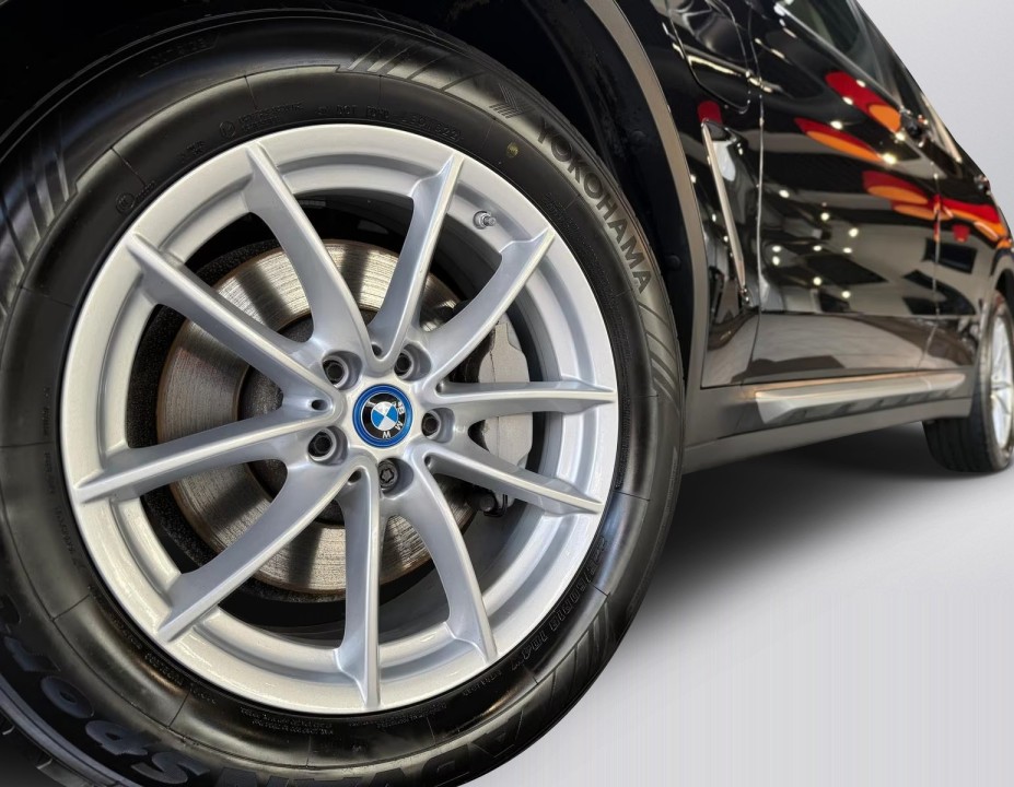 BMW X3 xDrive30e - foto 29