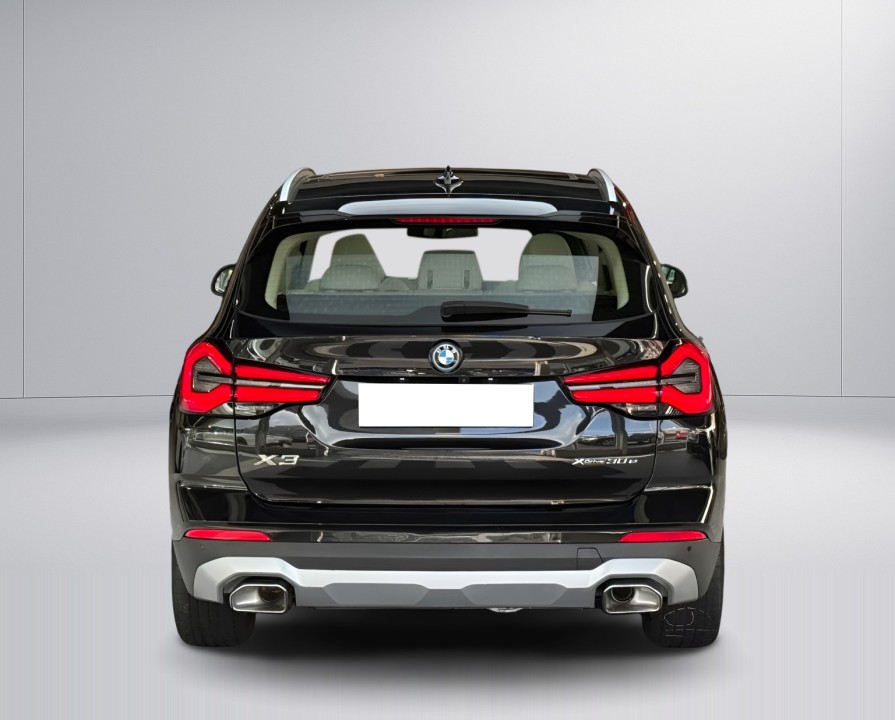 BMW X3 xDrive30e (3)