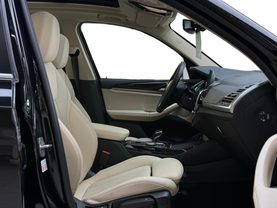 BMW X3 xDrive30e - foto 13