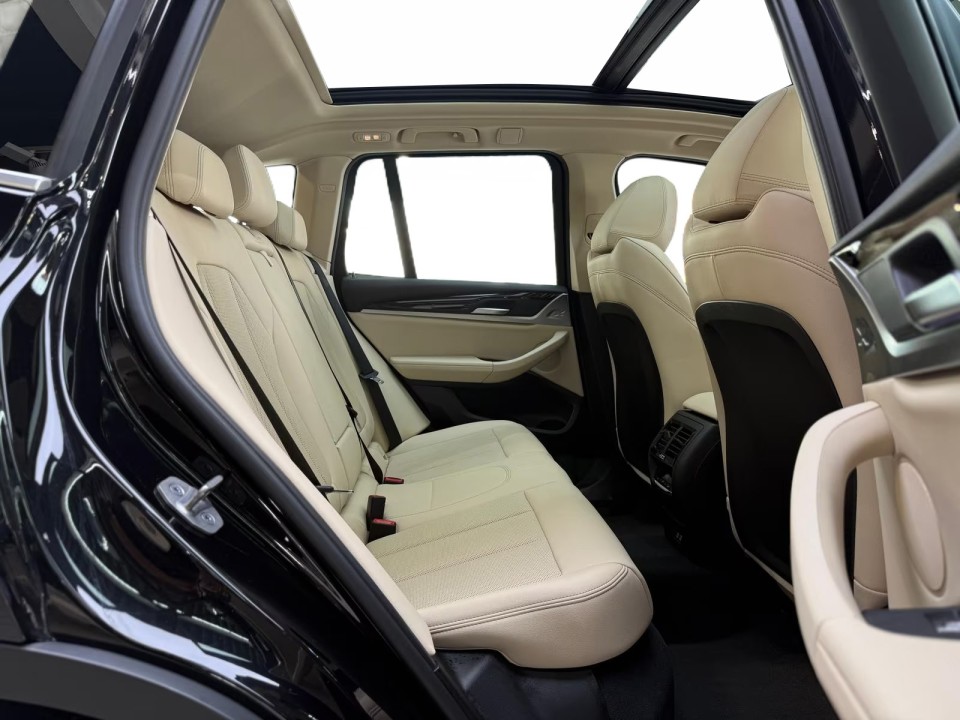 BMW X3 xDrive30e - foto 12