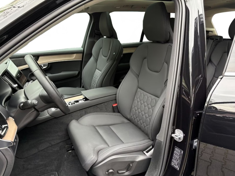 Volvo XC 90 T8 Recharge AWD Plus Bright - foto 10