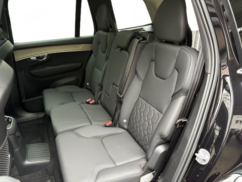 Volvo XC 90 T8 Recharge AWD Plus Bright - foto 17