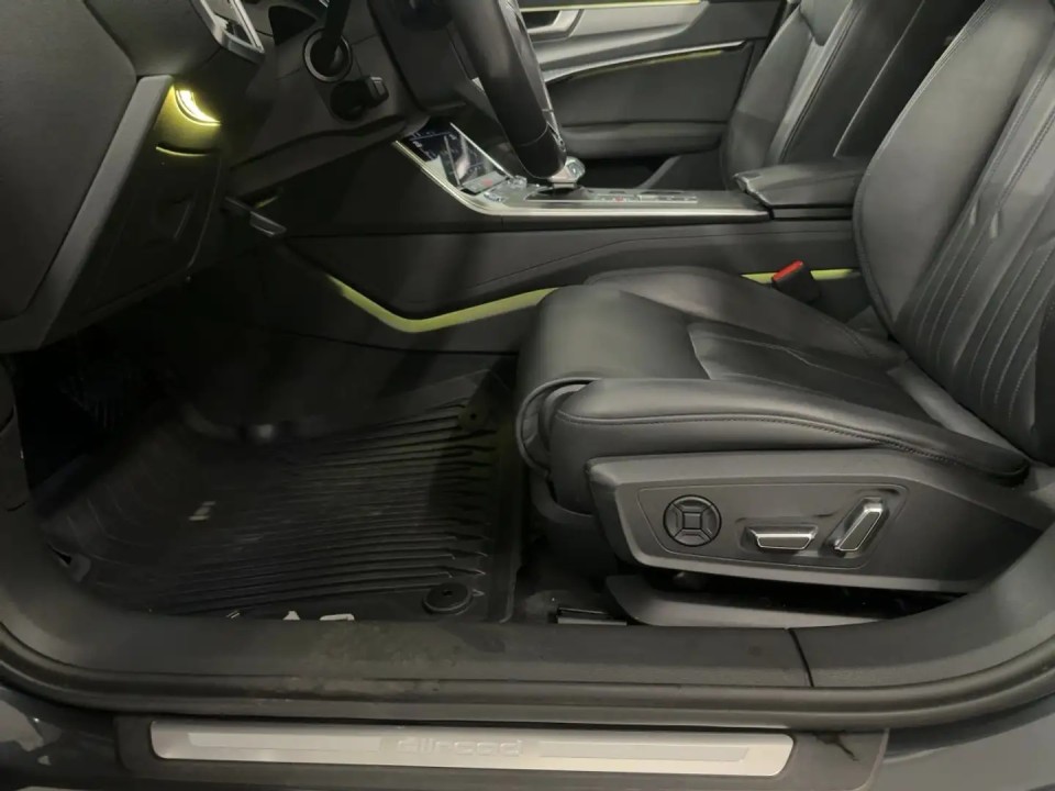 Audi A6 Allroad 50TDI quattro tiptronic - foto 8