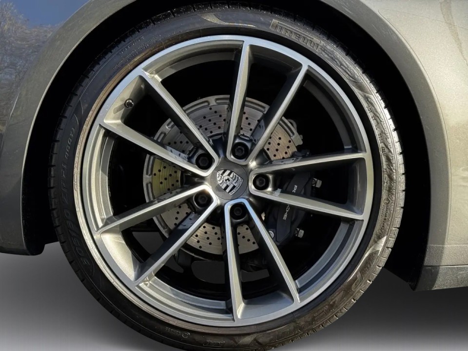 Porsche 911 Carrera Cabriolet - foto 26