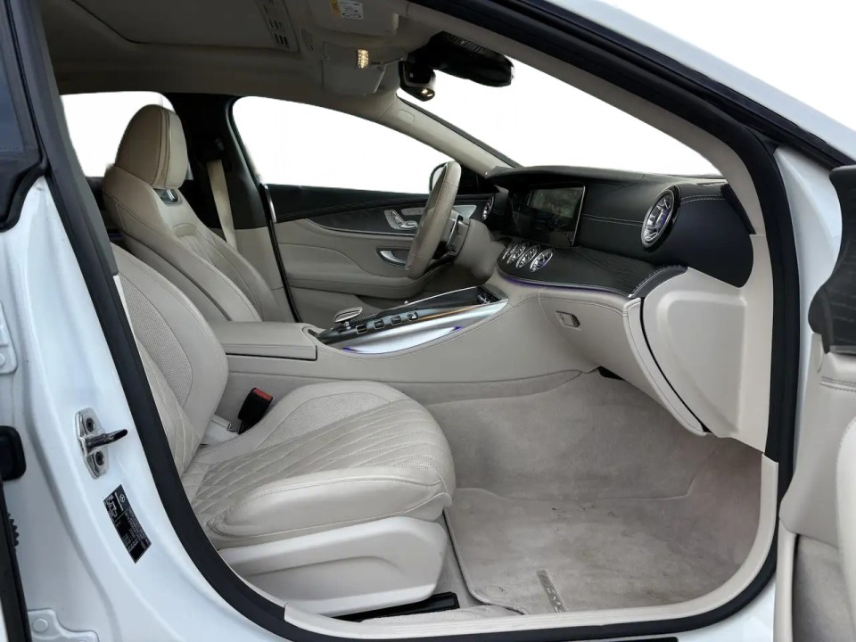 Mercedes-Benz AMG GT 43 4MATIC - foto 12