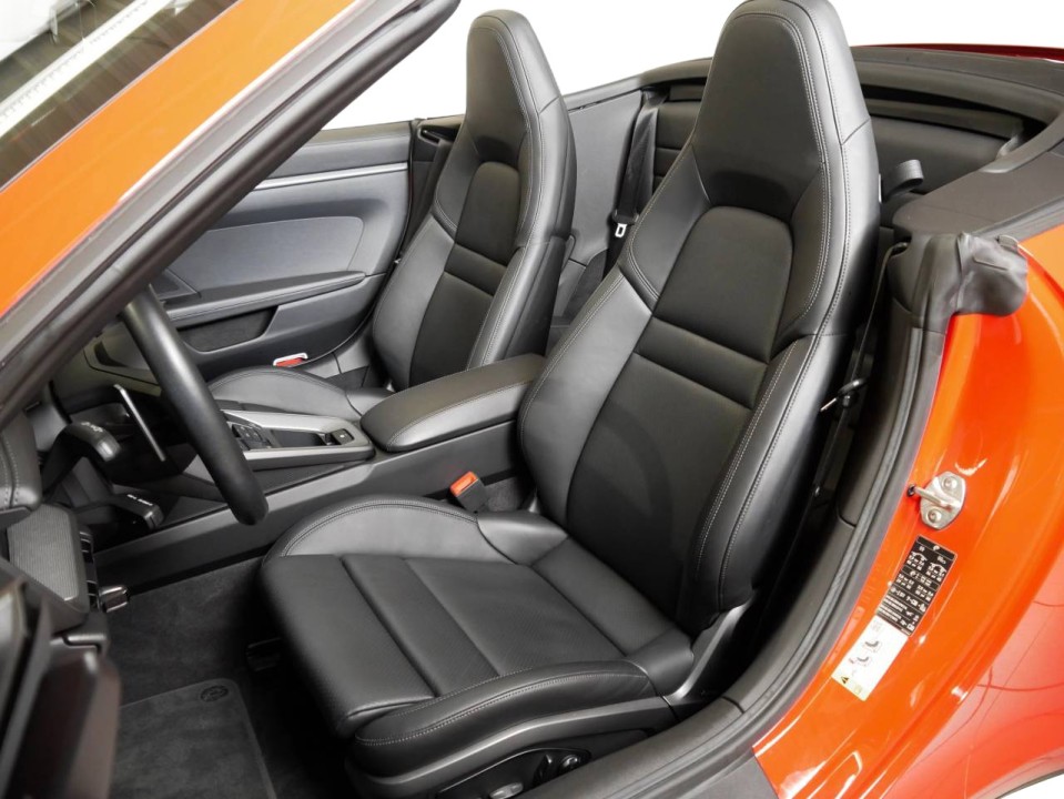 Porsche 911 Carrera 4 Cabriolet - foto 11