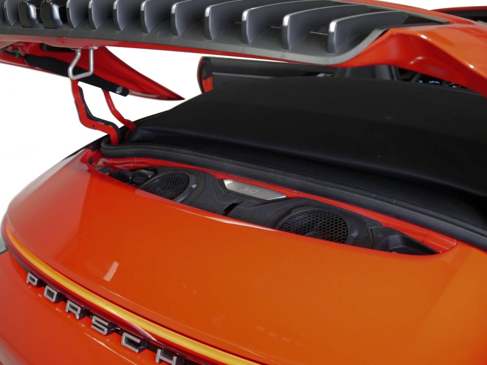 Porsche 911 Carrera 4 Cabriolet - foto 30