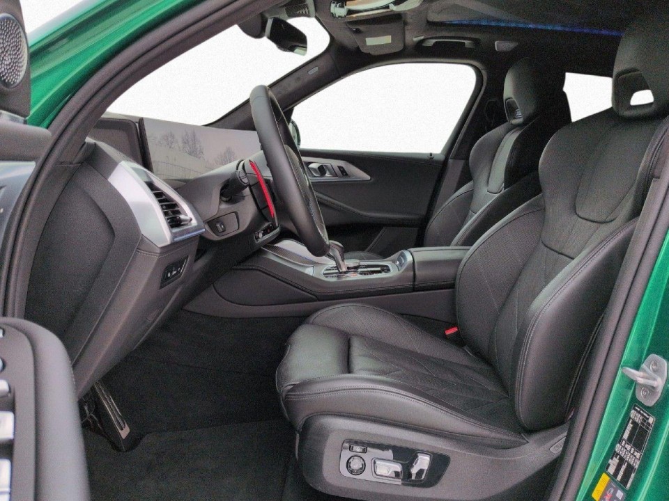 BMW XM 50e - foto 9