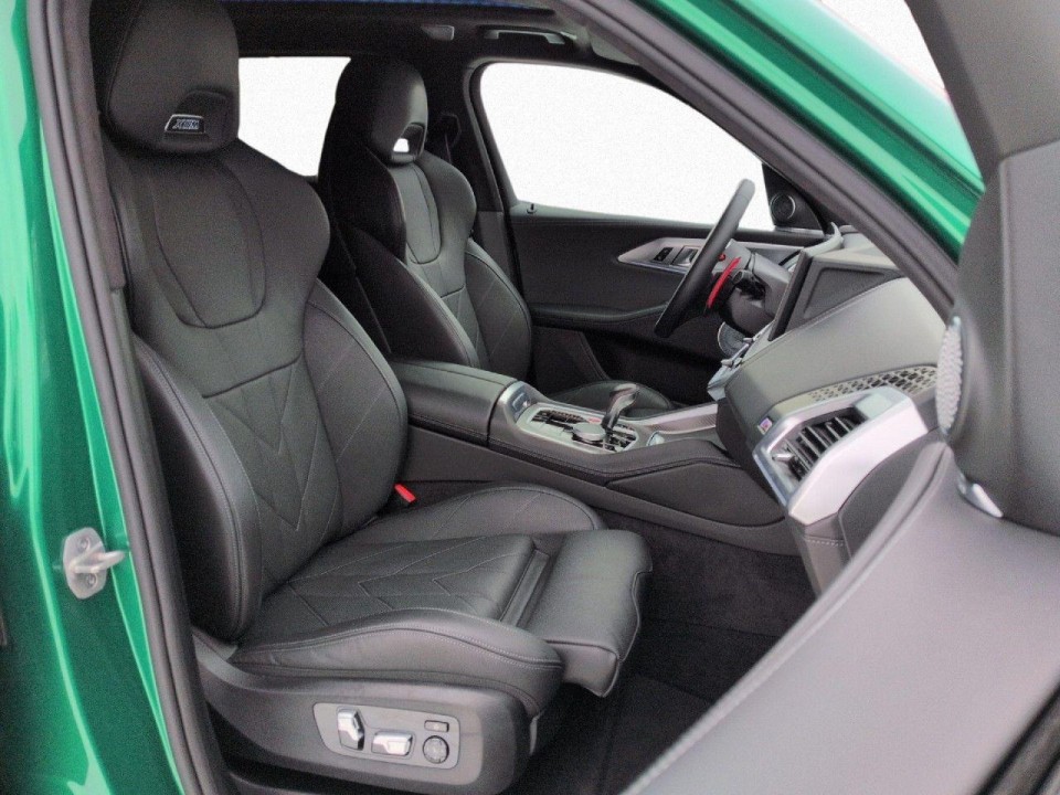 BMW XM 50e - foto 10