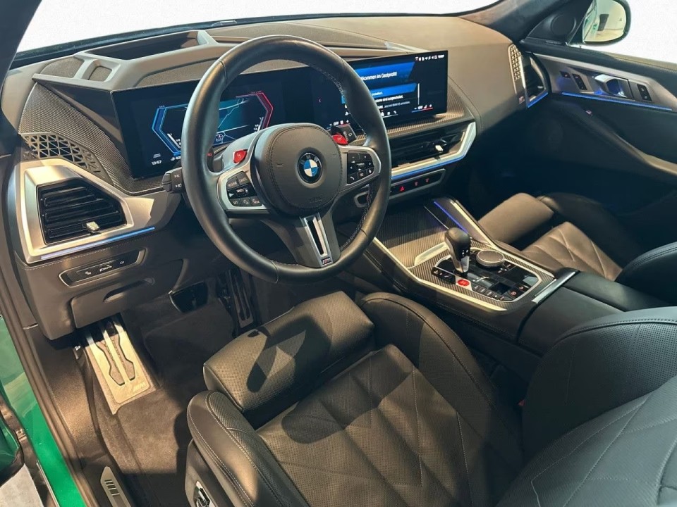 BMW XM 50e - foto 6