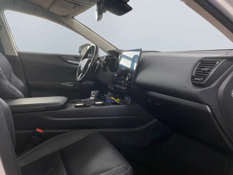 Lexus Seria NX 450h+ Business - foto 12