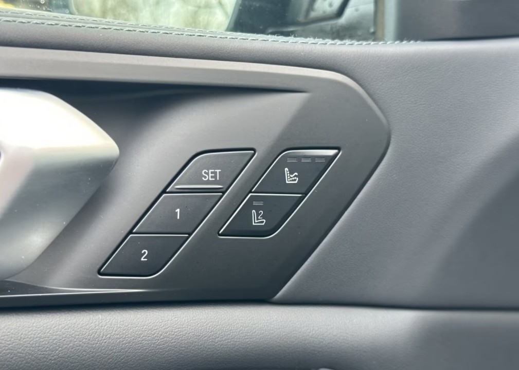 BMW X5 M Competition - foto 20