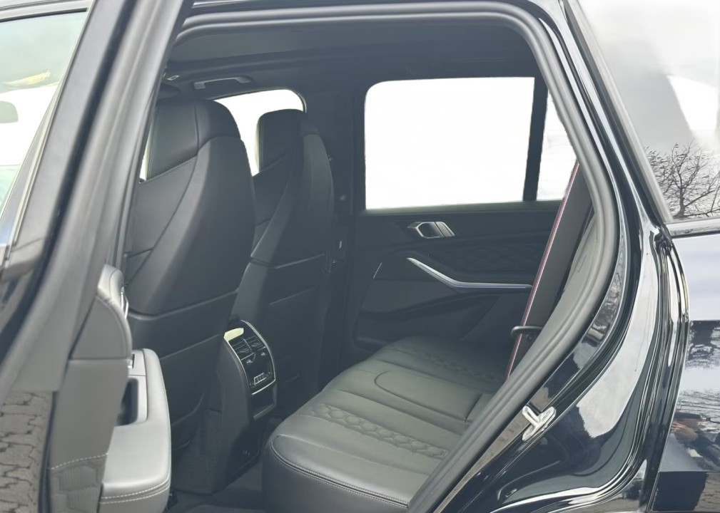 BMW X5 M Competition - foto 18