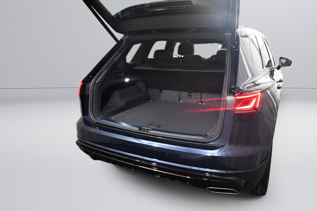 Volkswagen Touareg V6 TDI R-Line - foto 9