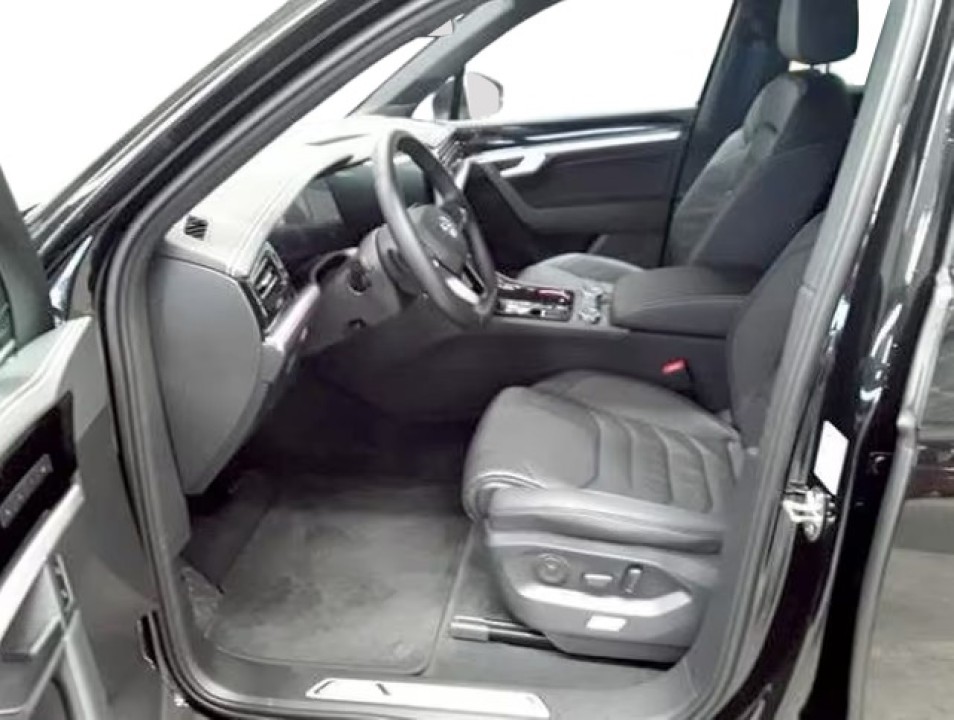 Volkswagen Touareg V6 TDI Elegance (3)