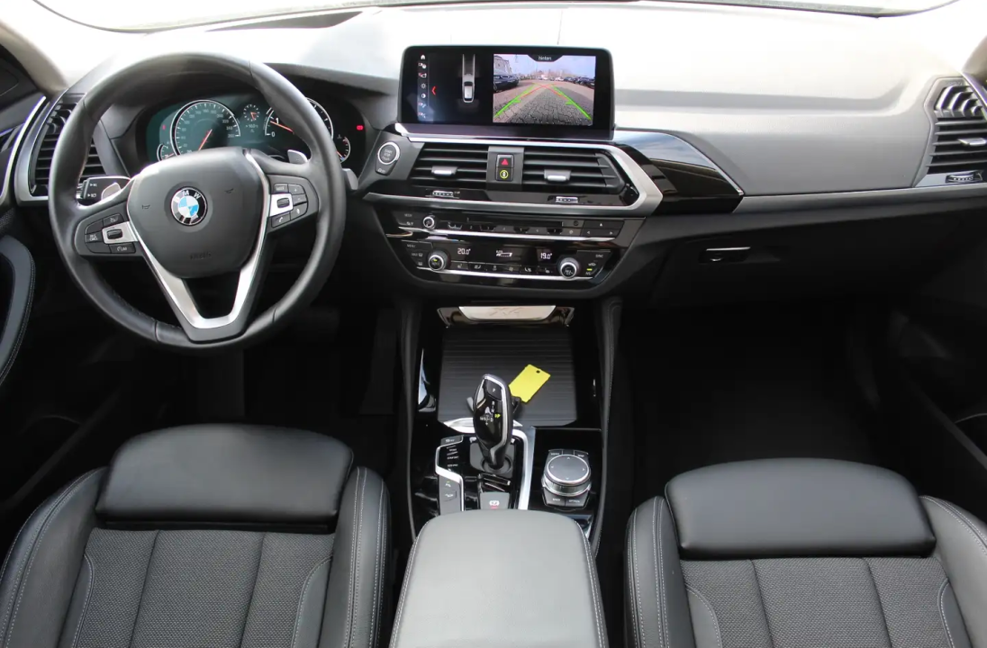 BMW X4 xDrive30i X-Line - foto 9