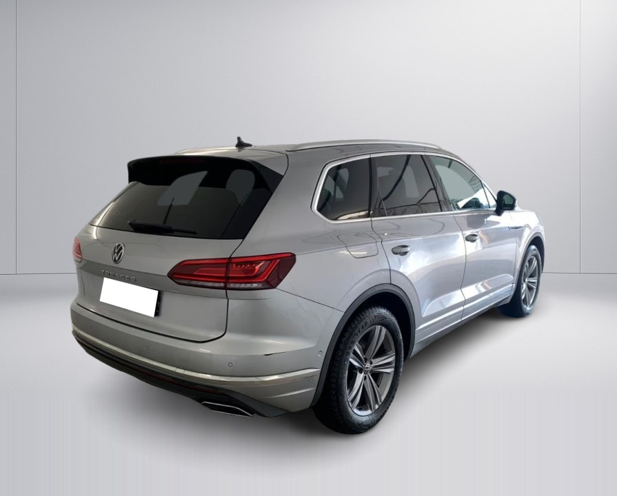 Volkswagen Touareg V6 TDI Elegance (3)