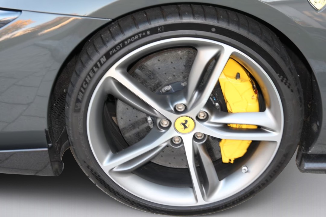 Ferrari 296 GTB - foto 26