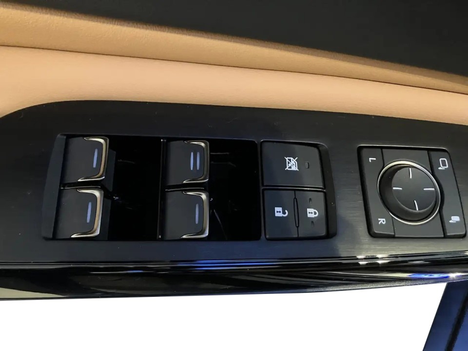 Lexus Seria ES 300h 35th Edition - foto 9