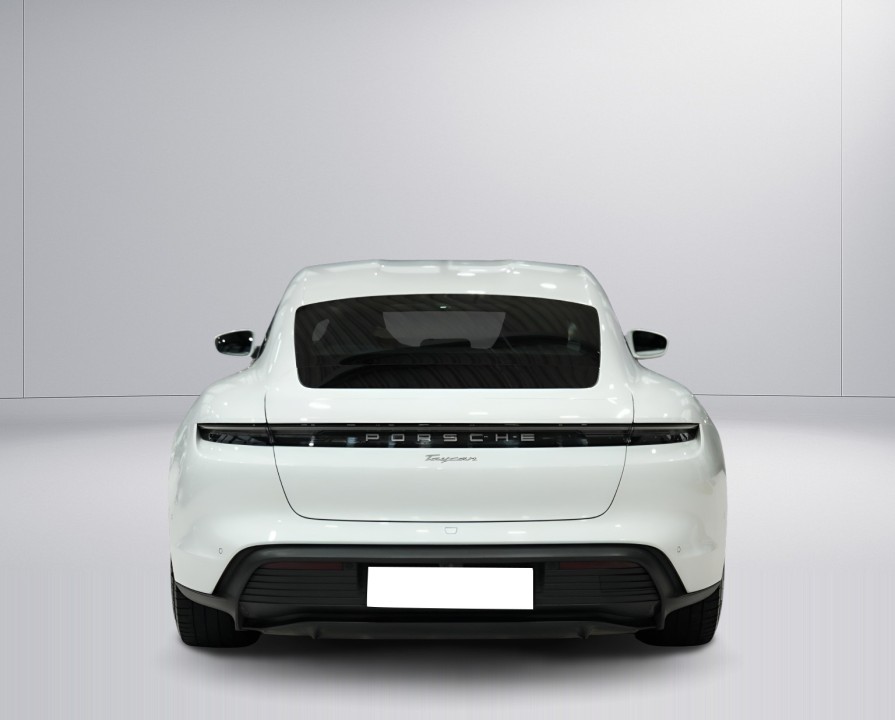 Porsche Taycan (4)
