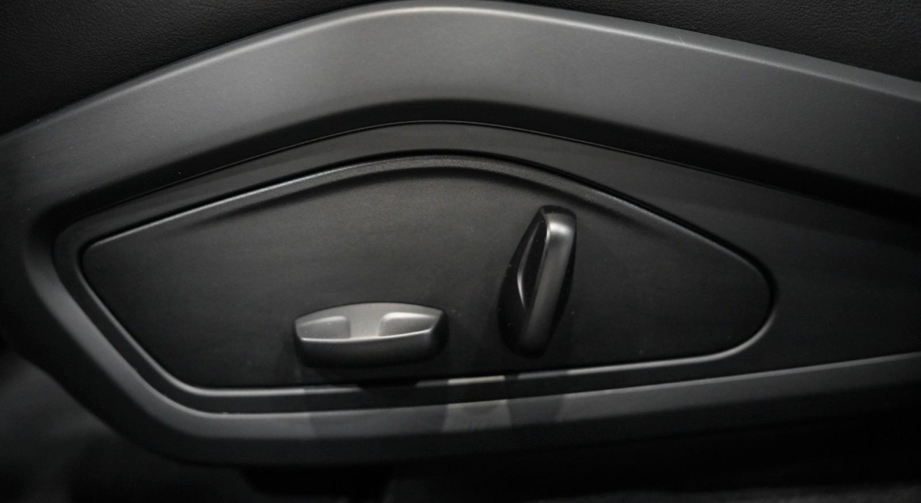 Porsche Taycan - foto 22