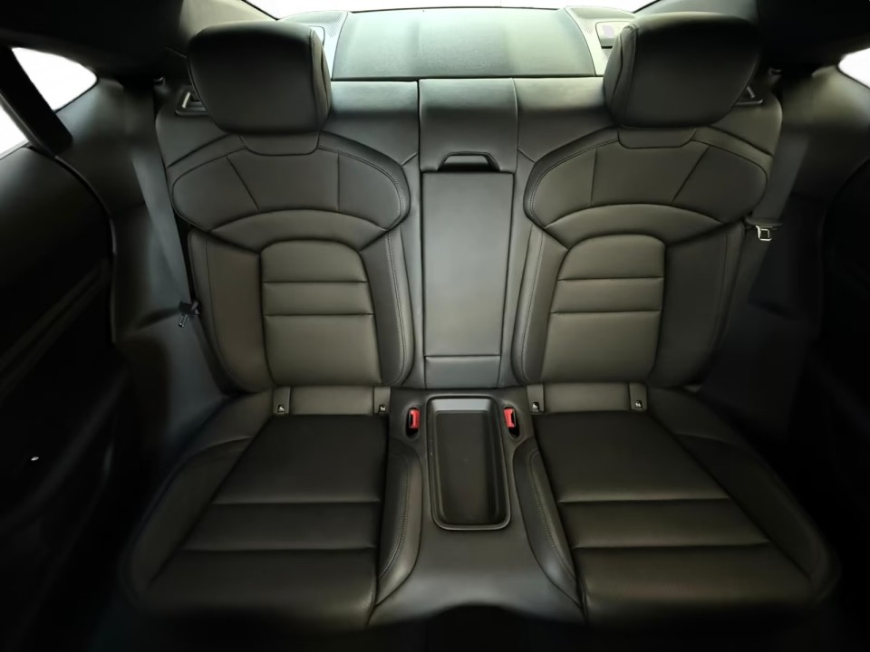 Porsche Taycan - foto 9