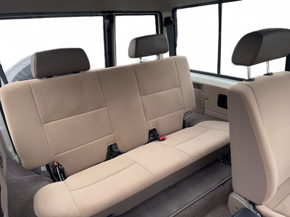 Toyota Land Cruiser GDJ 71 2.8d - foto 10