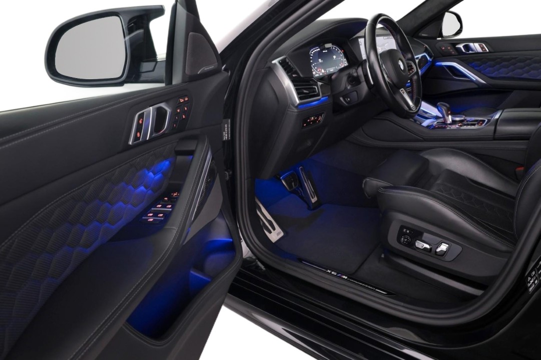 BMW X6 M Competition - foto 7