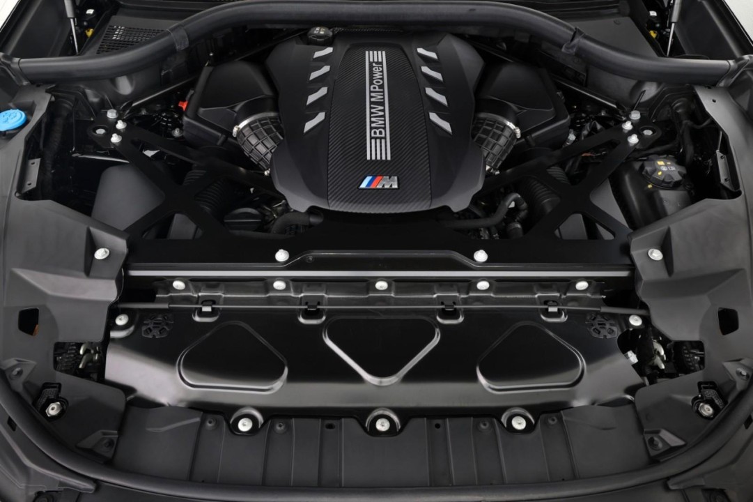 BMW X6 M Competition - foto 19