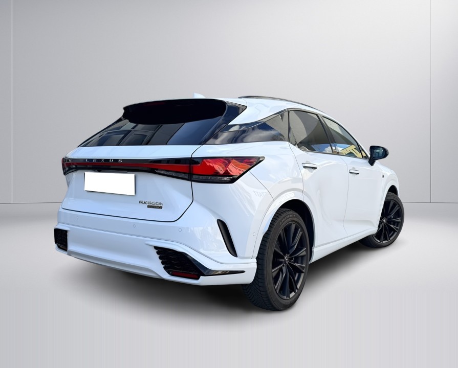Lexus Seria RX 500h AWD F-Sport (2)