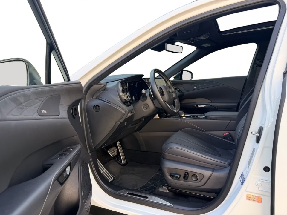 Lexus Seria RX 500h AWD F-Sport (5)