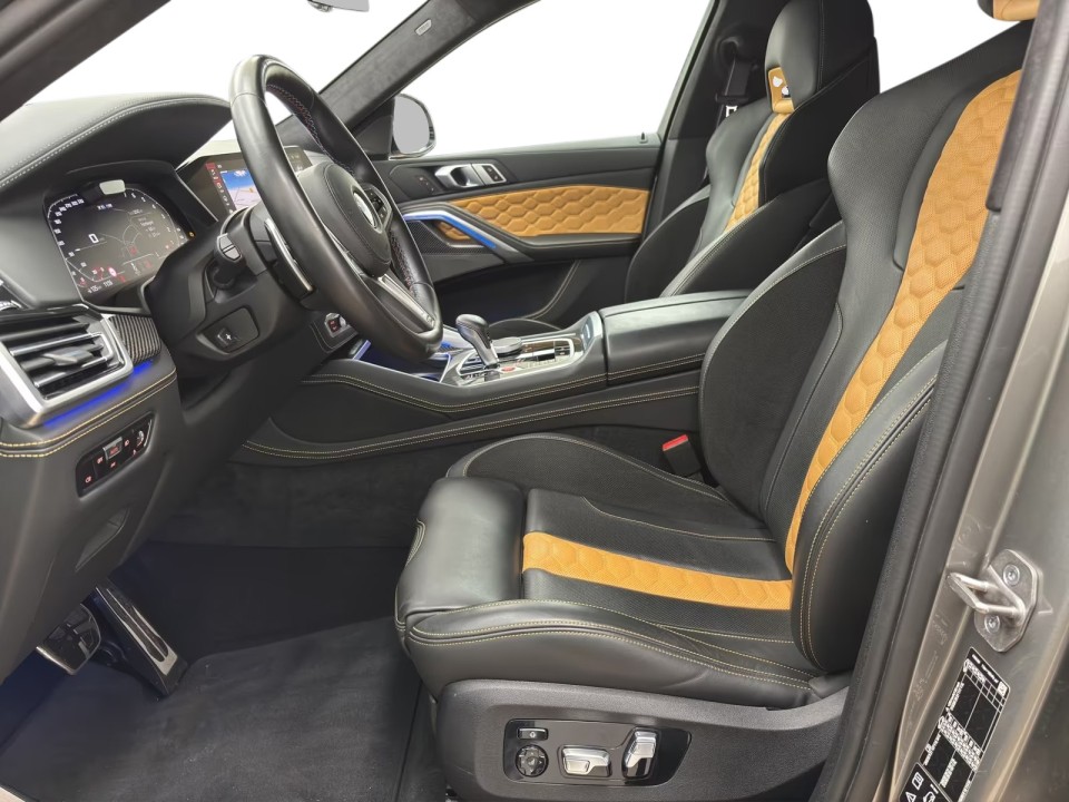 BMW X6 M Competition - foto 9