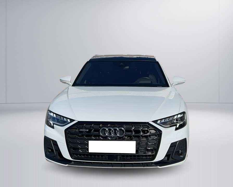 Audi A8 55TFSI quattro tiptronic (2)