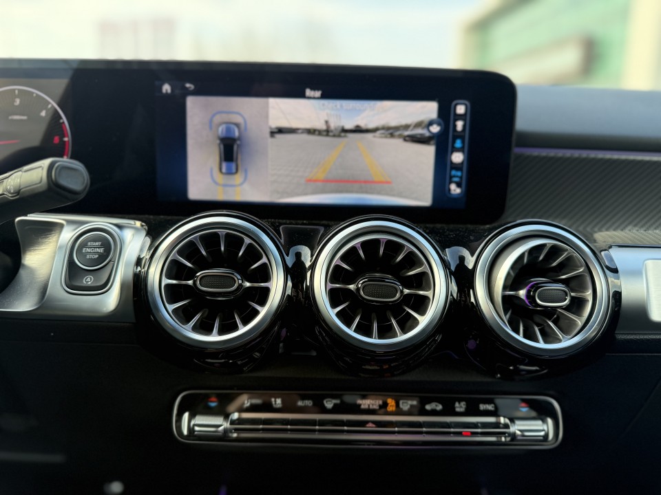 Mercedes-Benz GLB 220d 4MATIC AMG Line - foto 25