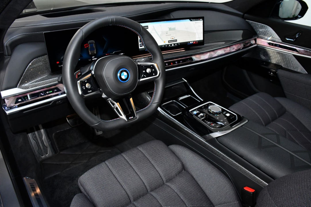 BMW i7 M70 xDrive M-Sport PRO - foto 8