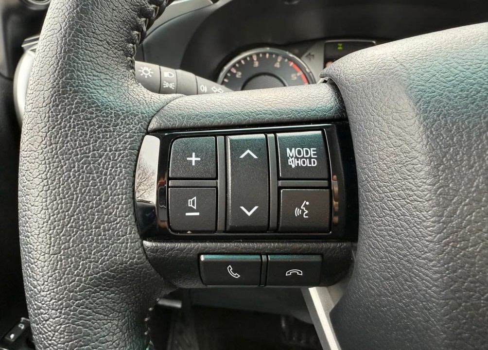 Toyota Hilux 2.4D Comfort - foto 14