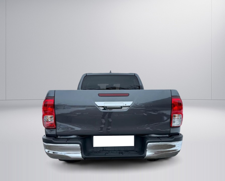 Toyota Hilux 2.4D Comfort (3)