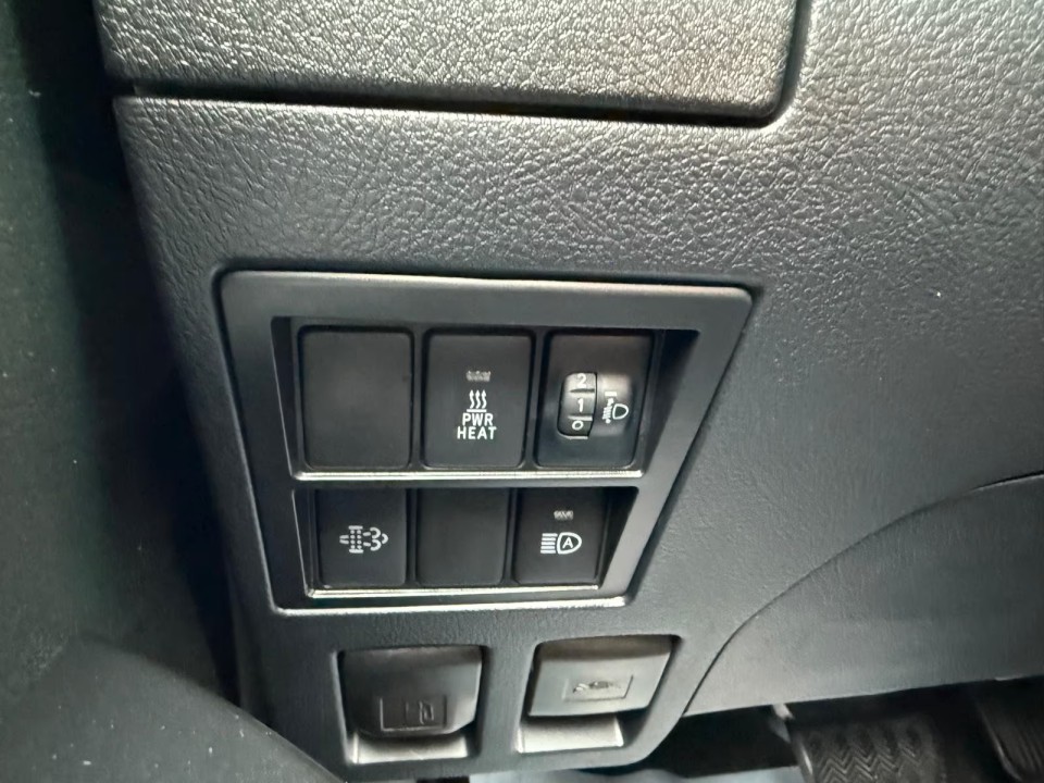 Toyota Hilux 2.4D Comfort - foto 20