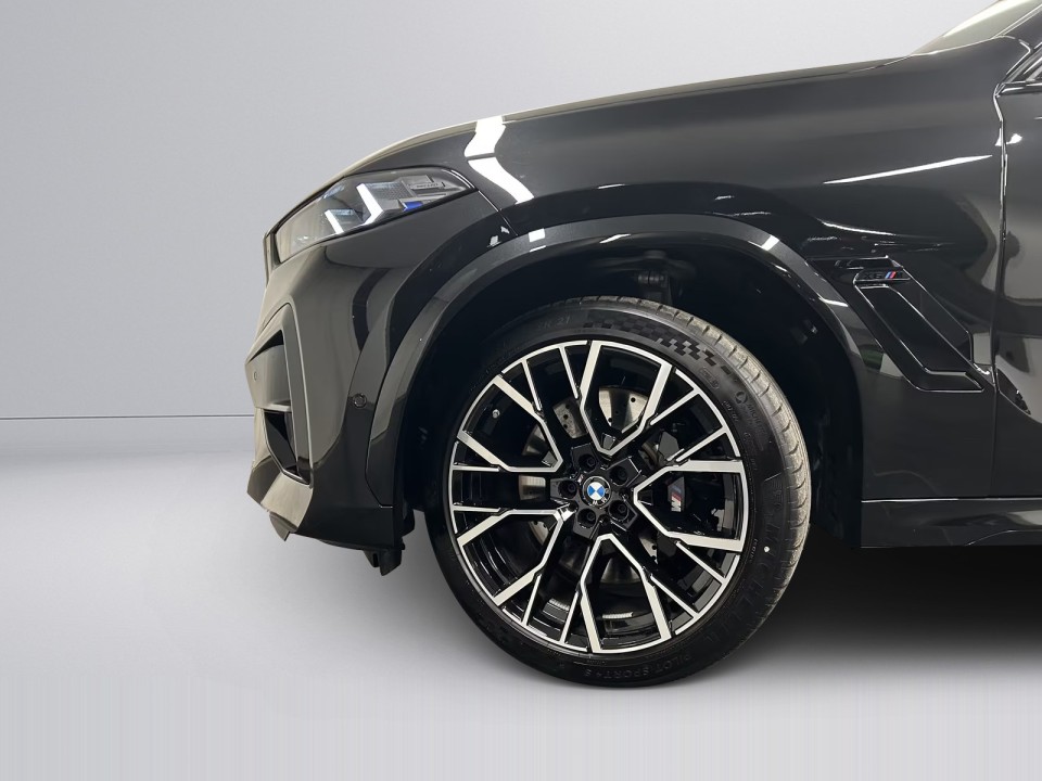 BMW X6 M Competition - foto 32