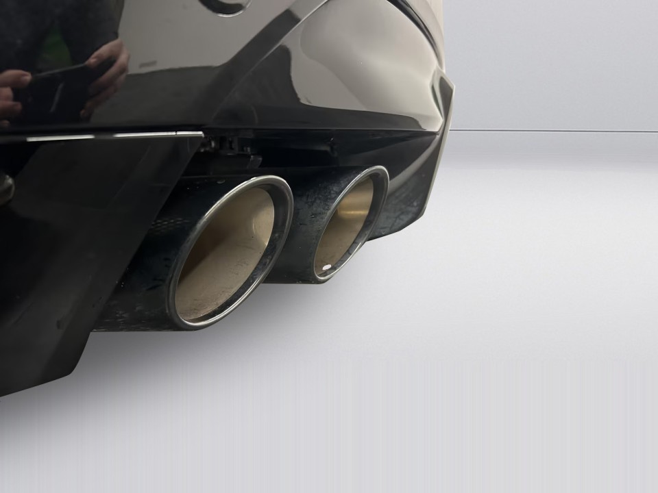 BMW X6 M Competition - foto 31