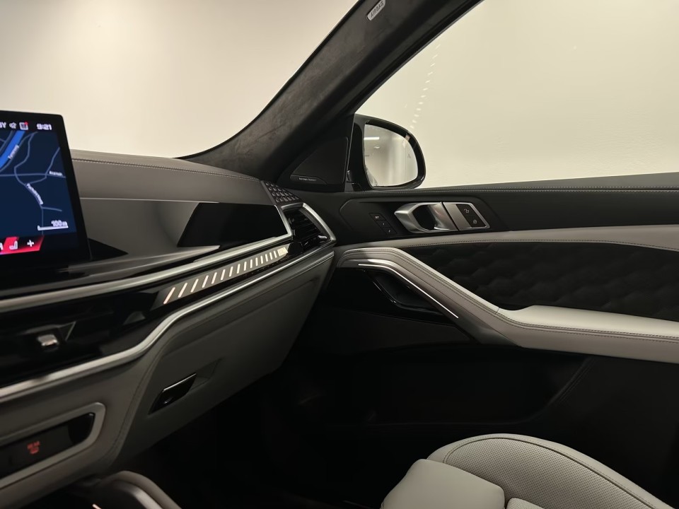 BMW X6 M Competition - foto 16