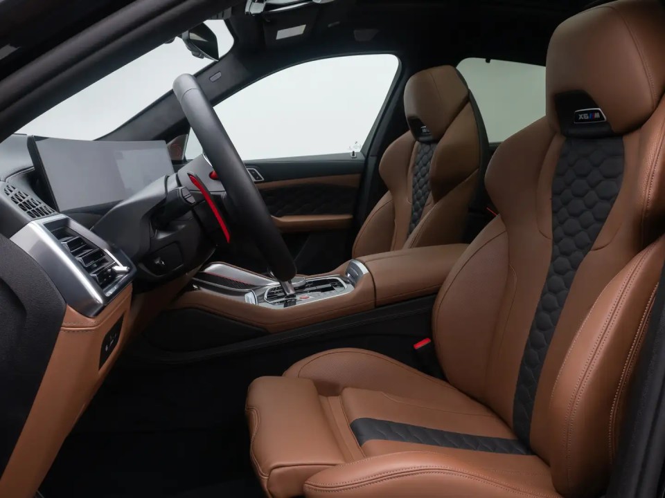 BMW X6 M Competition - foto 11
