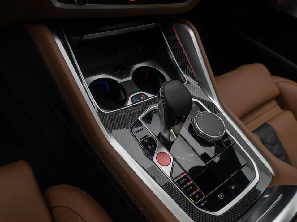 BMW X6 M Competition - foto 12